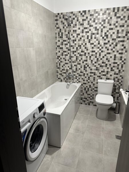 Proprietar, Moghioros Park Residence, bloc nou, metrou, balcon 10 mp